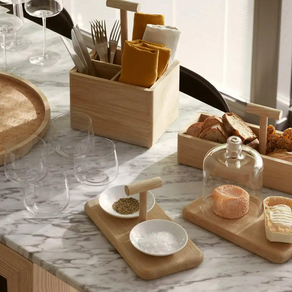 Dine Condiment Set & Oak Base