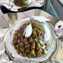 Flower plate with dome