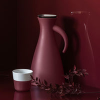 Rise and Curve jug