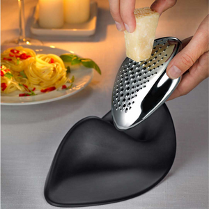 Forma cheese grater